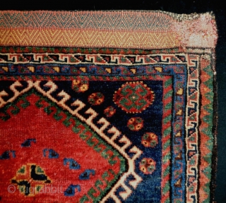 Fine Qasqhay Bagface
Size: 58x62cm (1.9x2.1ft)
Natural colors, made in circa 1910                       