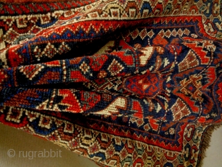 Kurdish Bagface
Size: 65x63cm
Natural colors (except the red color is probably not natural), made in circa 1910/20                 