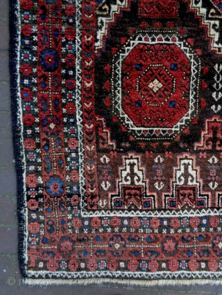 19th Century Fine Salar Kahni Baluch
Size: 97x161cm (3.2x5.4ft)
Natural colors, there is a repair at the right selvage and a stitch at the left selvage (see picture 3)      