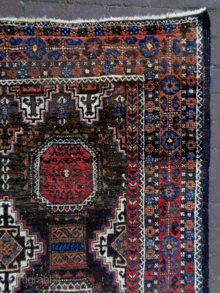 19th Century Fine Salar Kahni Baluch
Size: 97x161cm (3.2x5.4ft)
Natural colors, there is a repair at the right selvage and a stitch at the left selvage (see picture 3)      