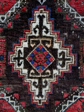 19th Century Fine Salar Kahni Baluch
Size: 97x161cm (3.2x5.4ft)
Natural colors, there is a repair at the right selvage and a stitch at the left selvage (see picture 3)      