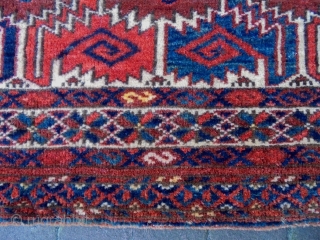 Fine Universal Turkmen Penjerelik
Size: 153x34cm
Made in period 1910/20                         