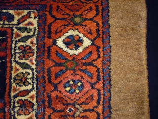 Interesting Design Kurd
Size: 115x153cm (3.8x5.1ft)
Natural colors, full pile, circa 80-90 years old                     