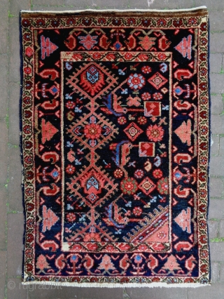 Kurdish Posti
Size: 62x92cm (2.1x3.1ft)
Natural colors, circa 90 years old, the bottom heanend is not original                  