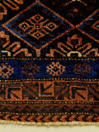 Baluch
Size: 73x72cm
Natural colors (except the red color is a little bit faded), made in circa 1910/20                 