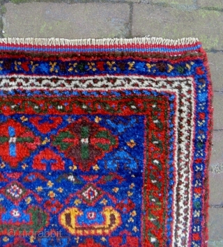 Kurdish bagface
Size: 66x68cm
Natural colors, super wool quality, circa 80 - 90 years old                    