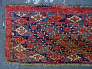 19th Century Turkmen Torba
Size: 100x32cm
Natural colors (except the apricot color is a little bit faded)                  