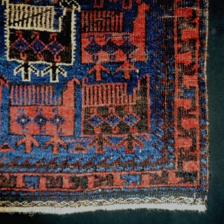 19th Century Bird Baluch Bagface
Size: 60x60cm (2.0x2.0ft)
Natural colors                         