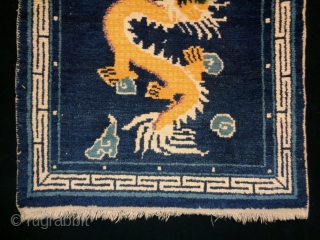 Tibetan Rug
Size: 78x144cm (2.5x4.8ft), made in circa 1920                         