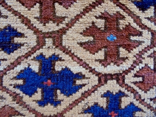 19th Century Universal Baluch
Size: 95x155cm
Natural colors, camel hair                         