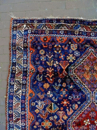 19th Century Fine Qasqhay
Size: 130x164cm
Natural colors                           