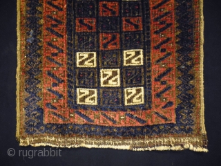 Belouch
Size: 46x89cm (1.5x3.0ft)
Natural colors, circa 80-90 years old                         