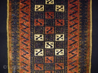 Belouch
Size: 46x89cm (1.5x3.0ft)
Natural colors, circa 80-90 years old                         