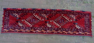 Very Fine Turkmen Penjerelik
Size: 124x35cm (4.1x1.2ft)
Natural colors, made in circa 1910/20                      