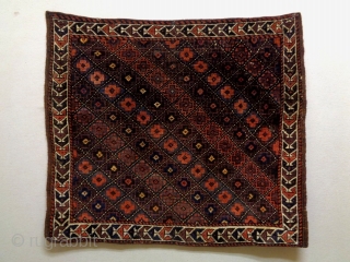 19th Century Baluch
Size: 90x80cm
Natural colors                            