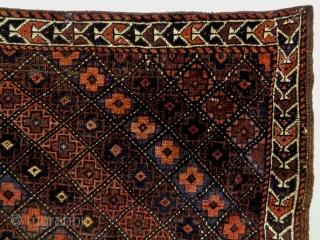 19th Century Baluch
Size: 90x80cm
Natural colors                            