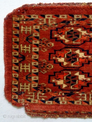 Fine Tekke Torba
Size: 76x34cm
Natural colors (except the orange color is a little bit faded), made in circa 1910/20               