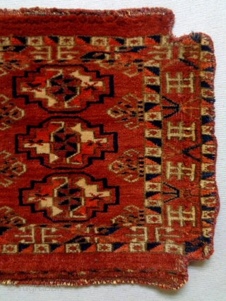 Fine Tekke Torba
Size: 76x34cm
Natural colors (except the orange color is a little bit faded), made in circa 1910/20               