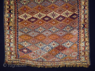 1880 Fine Jaf Kurd
Size: 98x176cm (3.3x2.5ft)
Natural colors, it is used to be hanged up                   