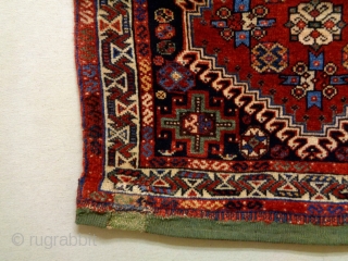 19th Century Universal Qasqhay Bagface
Size: 65x64cm (2.2x2.1ft)
Natural colors, there are three old repairs                    