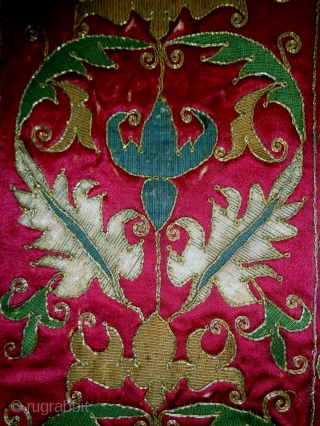 19th Century Europen (probably Italian) Textile
Size: 145x60cm (4.8x2.0ft)                         
