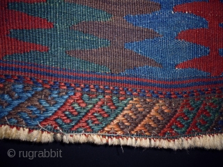 Kurd Kelim Bagface
Size: 63x65cm (2.1x2.2ft)
Natural colors, original, circa 90 years old                      