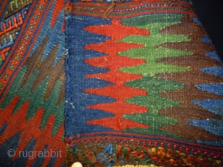 Kurd Kelim Bagface
Size: 63x65cm (2.1x2.2ft)
Natural colors, original, circa 90 years old                      