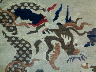 Chinese Rug
Size: 90x180cm (3.0x6.0ft)
Natural colors, circa 70-80 years old                        