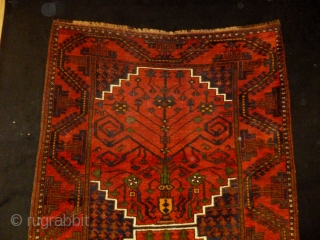 Belouch
Size: 133x290cm (4.4x9.7ft)
Natural colors, made in circa 1920                         