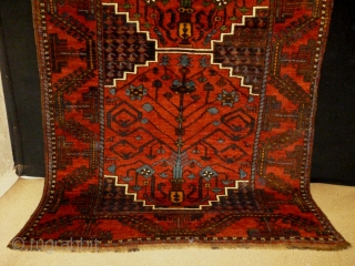 Belouch
Size: 133x290cm (4.4x9.7ft)
Natural colors, made in circa 1920                         