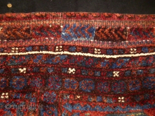 Mogan Gul Kurd
Size: 74x70cm (2.5x2.3ft)
Glossy wool, natural colors                         