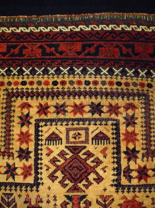 Special Belouch Prayer Rug
Sizr: 85x167cm (2.8x5.6ft)
Natural colors, made in circa 1910/20, the brown color is oxidation                 