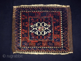 1880 Timuri belouch Bagface
Size: 32x24cm (1.1x0.8ft)
Natural colors, there is silk, the selvages are not original                  