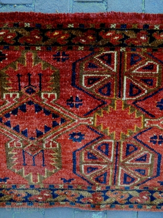 Bashir Penjerelik
Size: 150x39cm
Natural colors, made in period 1910/20                         