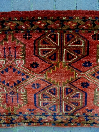 Bashir Penjerelik
Size: 150x39cm
Natural colors, made in period 1910/20                         