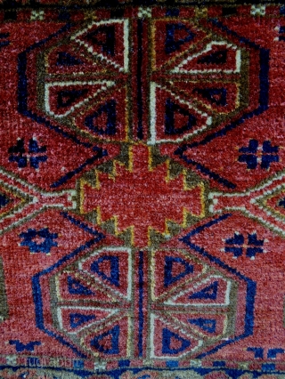 Bashir Penjerelik
Size: 150x39cm
Natural colors, made in period 1910/20                         