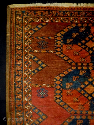 Ersari
Size: 110x147cm (3.7x4.9ft)
Natural colors, made in circa 1910/20                         