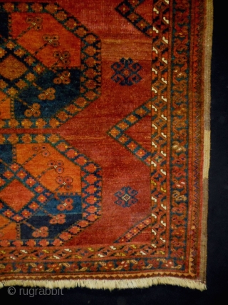 Ersari
Size: 110x147cm (3.7x4.9ft)
Natural colors, made in circa 1910/20                         