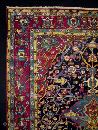 Very Fine Isfahan
Size: 140x183cm (4.7x6.1ft)
Natural colors, super wool quality, made in circa 1910                    