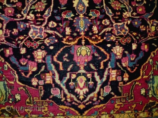 Very Fine Isfahan
Size: 140x183cm (4.7x6.1ft)
Natural colors, super wool quality, made in circa 1910                    