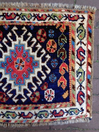 Qasqhay Bagface
Size: 60x47cm (2.0x1.6ft)
Natural colors, made in circa 1910/20                        