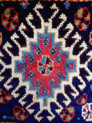 Qasqhay Bagface
Size: 60x47cm (2.0x1.6ft)
Natural colors, made in circa 1910/20                        
