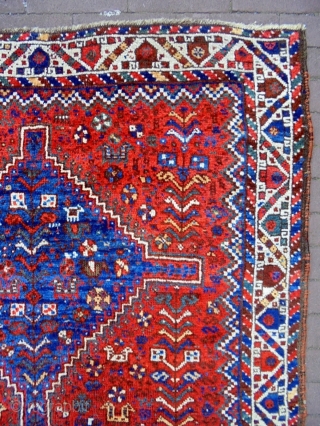 Very Fine 19th Century Qasqhay
Size: 105x143cm
Natural colors                          