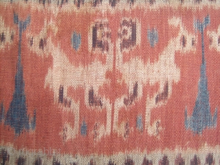 Indonesian Ikat
Size: 130x240cm (4.3x8.0ft)
Natural colors                            