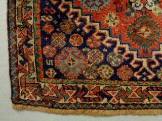 Fine Qashqhay Bagface
Size: 62x62cm
Natural colors, made in the period 1910                       