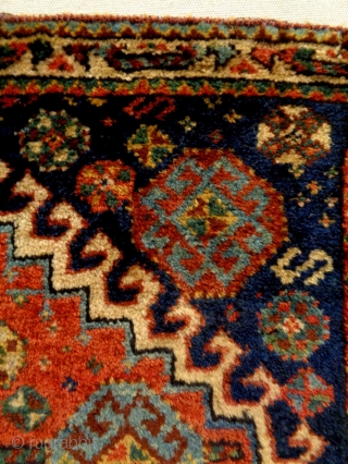 Fine Qashqhay Bagface
Size: 62x62cm
Natural colors, made in the period 1910                       