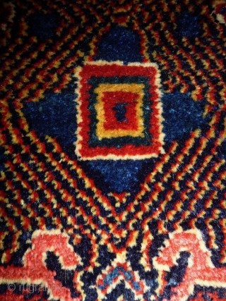 Sennah Mafrash
Size: 82x52cm (2.7x1.7ft)
Natural colors                            