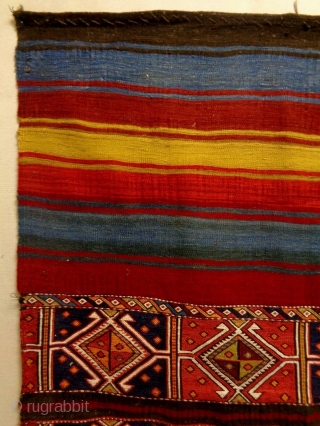 Anatolian Cuval
Size: 115x160cm
Made in circa 1910                           