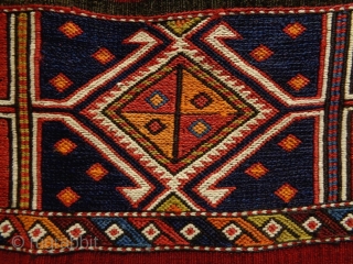 Anatolian Cuval
Size: 115x160cm
Made in circa 1910                           