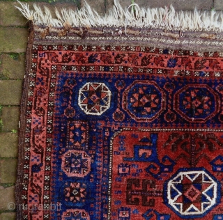 Baluch Bagface
Size: 94x82cm (3.1x2.7ft)
Natural colors, made in circa 1910/20                        